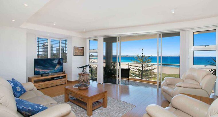 Mansion with Private Pool and Landscaped Garden